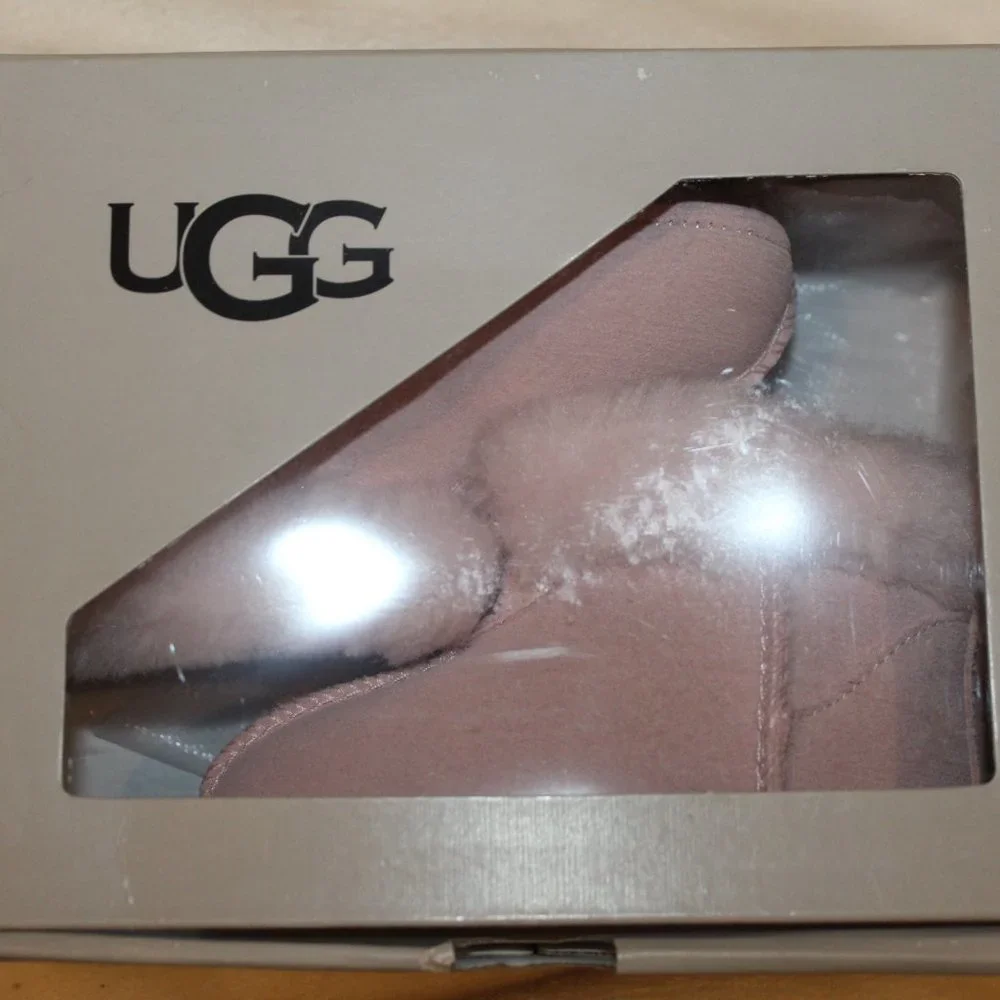 NIB UGG BABY TODDLER GOJEE SUEDE‎ SHEARLING BOXED BOOT BOOTIES PINK